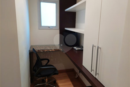 Apartamento à venda ou para alugar com 2 suítes em Brooklin, São Paulo, SP