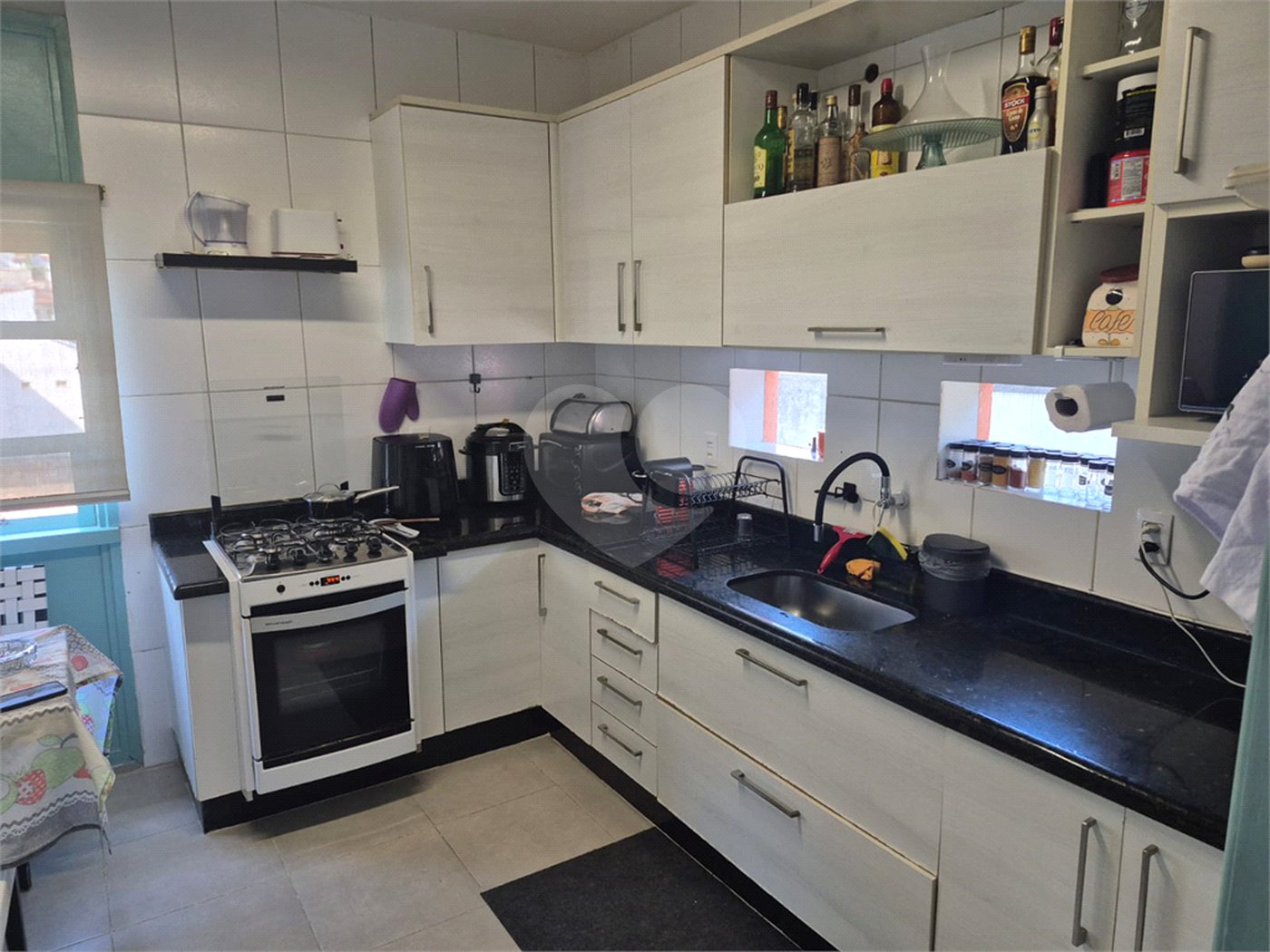 Casa à venda com 4 quartos, sendo 1 suíte, em Tremembé, São Paulo, SP