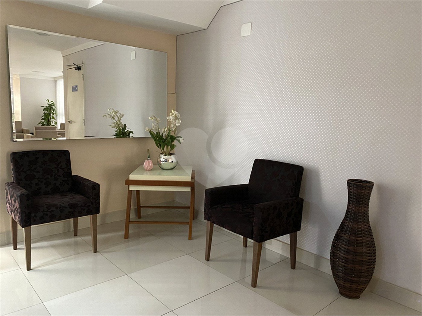 Apartamento para alugar com 2 quartos, sendo 1 suíte, em Santana, São Paulo, SP