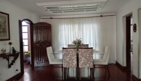 Sobrado à venda com 4 quartos, sendo 1 suíte,  em Santana, São Paulo, SP