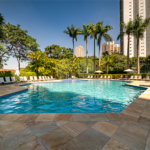 Apartamento à venda ou para alugar com 4 suítes em Alto da Boa Vista, São Paulo, SP
