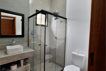 Casa à venda com 3 suítes no condomínio Chácaras do Lago, Vinhedo - SP
