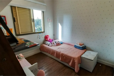 Apartamento à venda com 3 quartos, sendo 1 suíte,  em Vila Andrade, São Paulo, SP