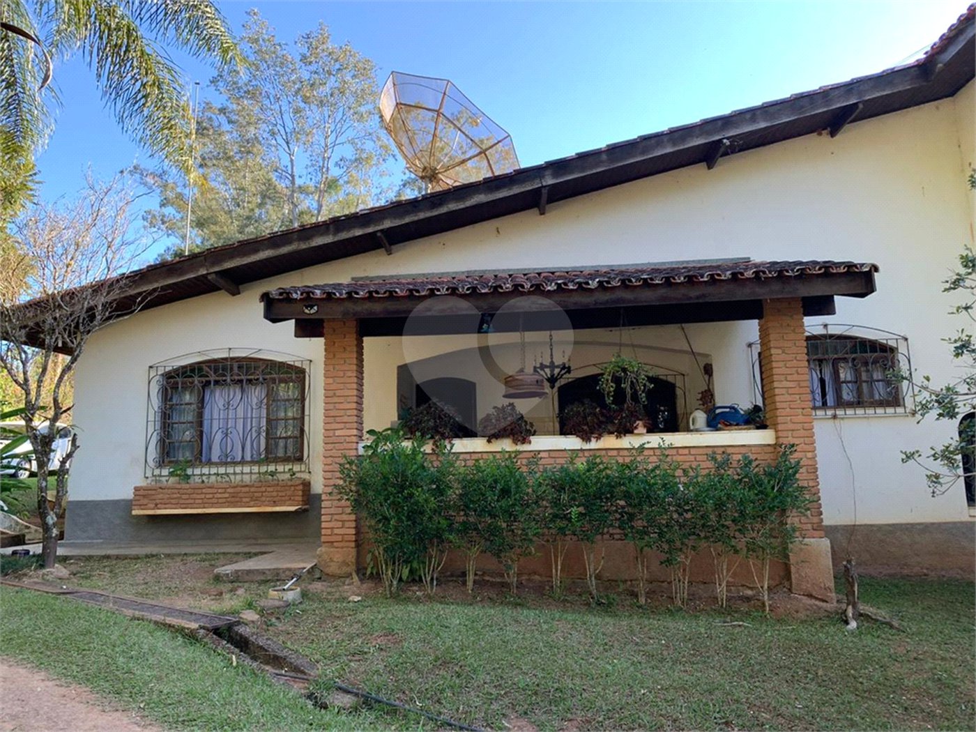 Casa à venda com 4 quartos, sendo 1 suíte, em Portal das Pedras-canedos (batatuba), Piracaia, SP