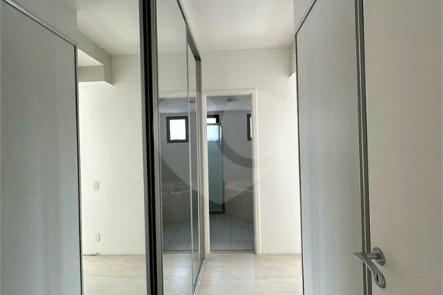 Apartamento à venda com 3 suítes em Morumbi, São Paulo, SP