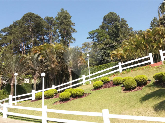 Casa à venda com 2 quartos, sendo 1 suíte,  no condomínio Residencial Villa Nostra, Cotia - SP