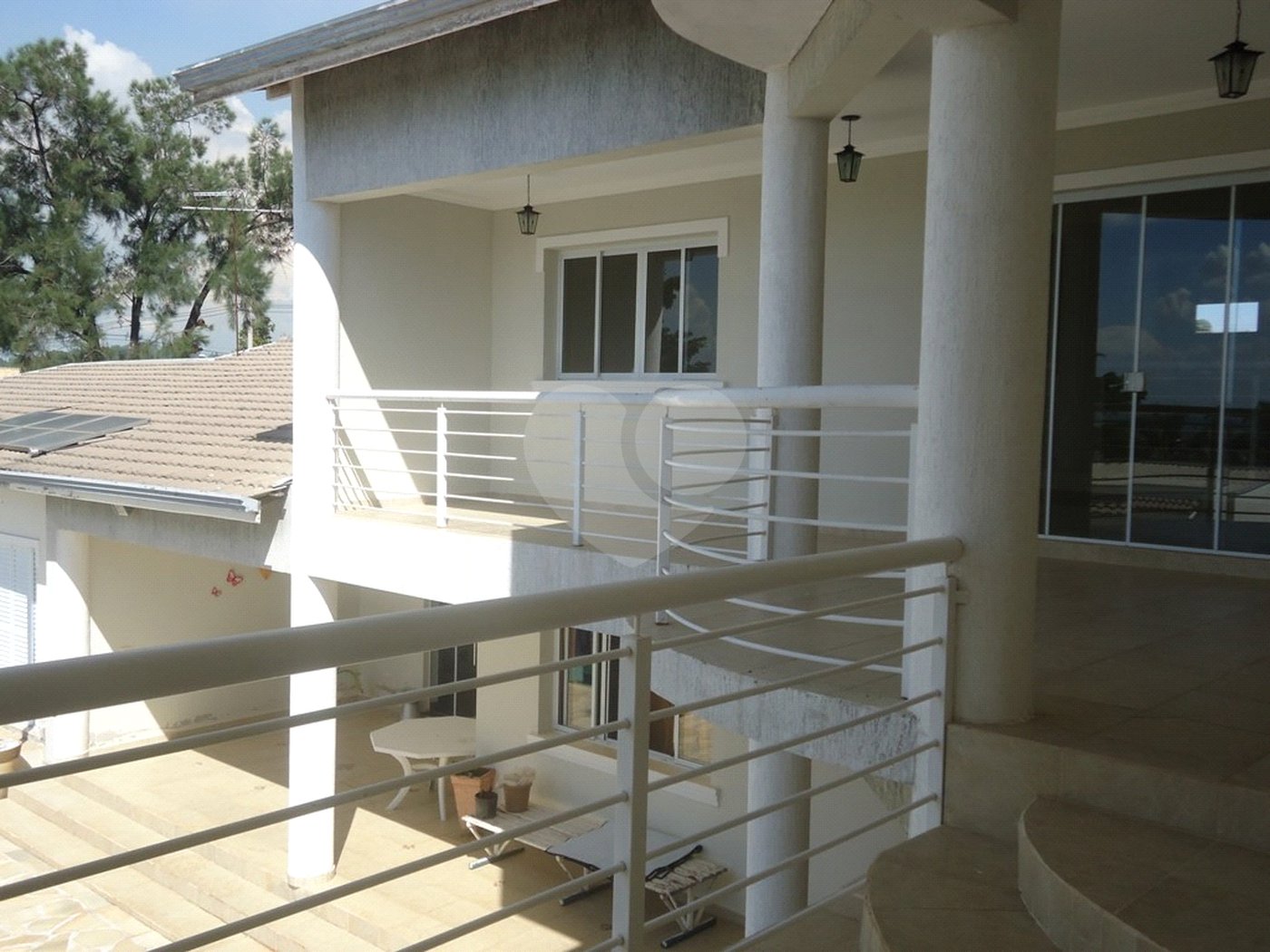 Casa à venda com 6 quartos, sendo 4 suítes,  no condomínio Monte Belo, Salto - SP