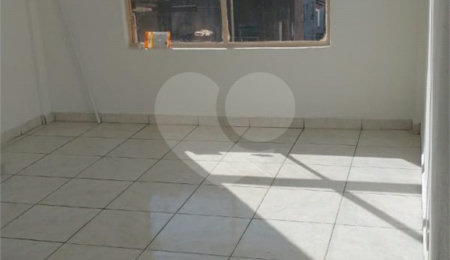 Apartamento à venda com 2 quartos em Luz, São Paulo, SP