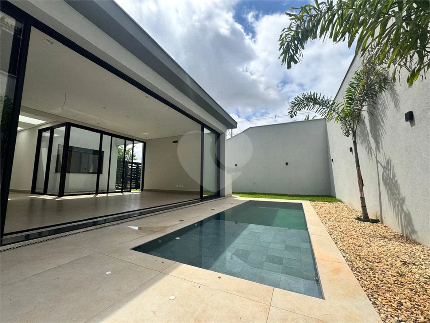 Casa recém construída com 3 suítes, no Damha 2 de Piracicaba.