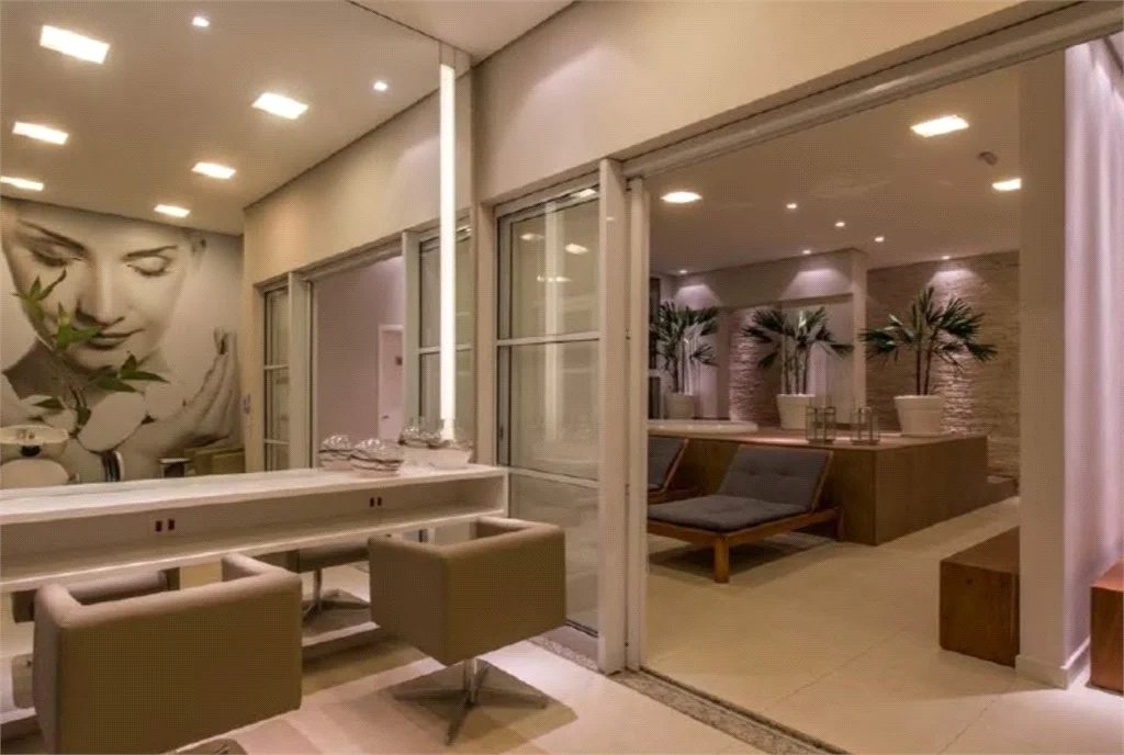 Apartamento à venda ou para alugar com 3 quartos, sendo 1 suíte, em Parque Reboucas, São Paulo, SP