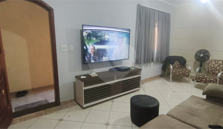 Casa à venda com 4 quartos, sendo 3 suítes,  em Jardim Vila Galvão, Guarulhos, SP