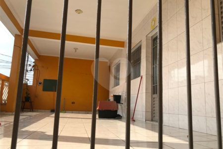 Casa à venda com 3 quartos, sendo 1 suíte, em Jardim Presidente Dutra, Guarulhos, SP