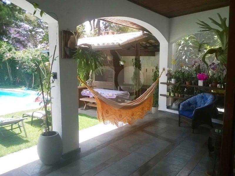 Casa Térrea à venda com 4 suítes em Interlagos, São Paulo, SP