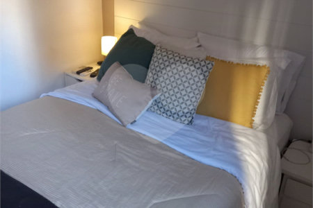 Apartamento à venda com 3 quartos, sendo 1 suíte,  em Vila Olímpia, São Paulo, SP