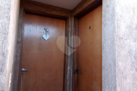 Casa à venda com 21 quartos, sendo 7 suítes, no condomínio De Apartamentos Residenciais- Jardim Morumbi, Atibaia - SP