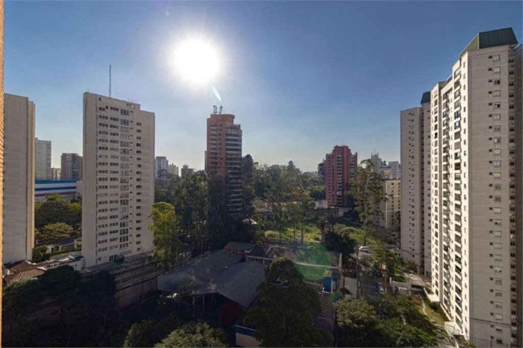 Apartamento à venda com 3 suítes em Jardim Parque Morumbi, São Paulo, SP