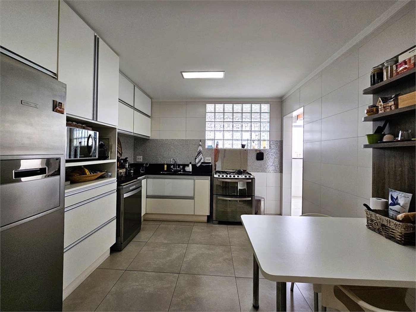 Apartamento Residencial à venda, Ponta da Praia, Santos - AP1069.