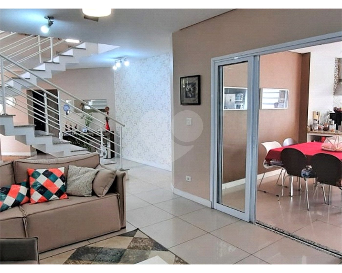 Casa à venda com 5 quartos, sendo 4 suítes, em Água Fria, São Paulo, SP