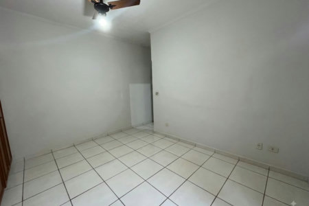 Casa à venda com 3 quartos, sendo 1 suíte, em Jardim das Oliveiras, Três Lagoas, MS