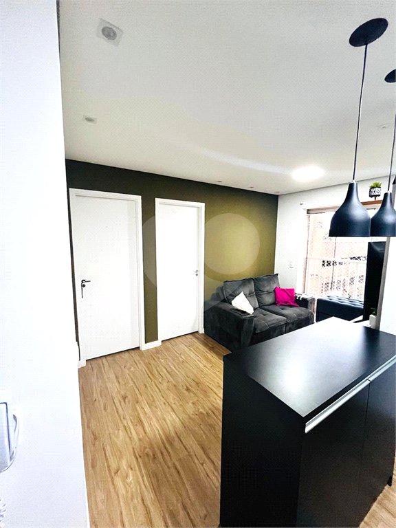 Apartamento à venda com 2 quartos em Sítio da Figueira, São Paulo, SP