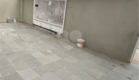Sobrado à venda com 3 quartos, sendo 1 suíte,  em Jardim Pinheiros, São Paulo, SP