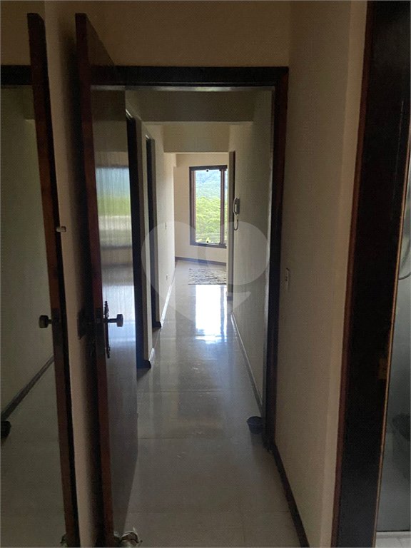 Sobrado à venda com 3 quartos, sendo 1 suíte,  em Vila Suissa, Mogi das Cruzes, SP