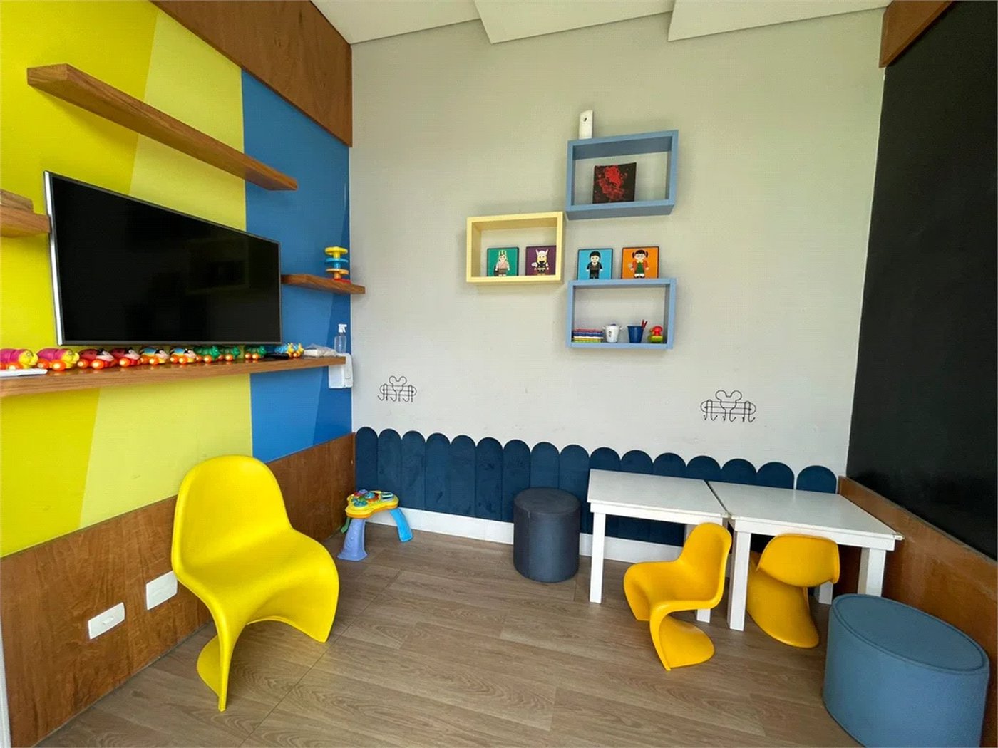 Apartamento à venda com 3 suítes em Vila Romana, São Paulo, SP