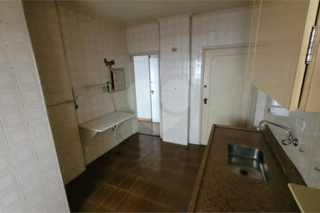 Apartamento à venda com 2 quartos, sendo 1 suíte,  em Vila Mariana, São Paulo, SP