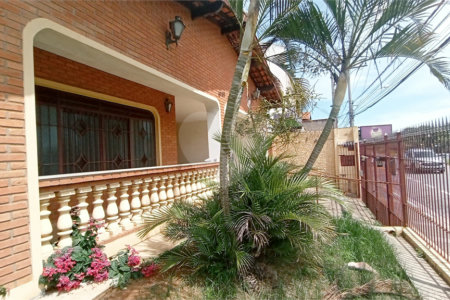 Casa à venda com 3 quartos em Santa Rosa, Vinhedo, SP