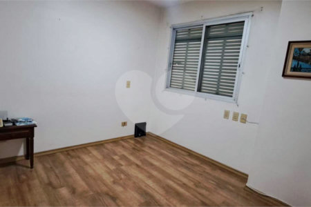 Apartamento à venda com 3 quartos, sendo 1 suíte, em MOEMA, São Paulo, SP