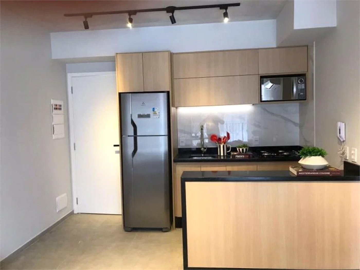 Apartamento para alugar com 1 suíte em Sumarezinho, São Paulo, SP