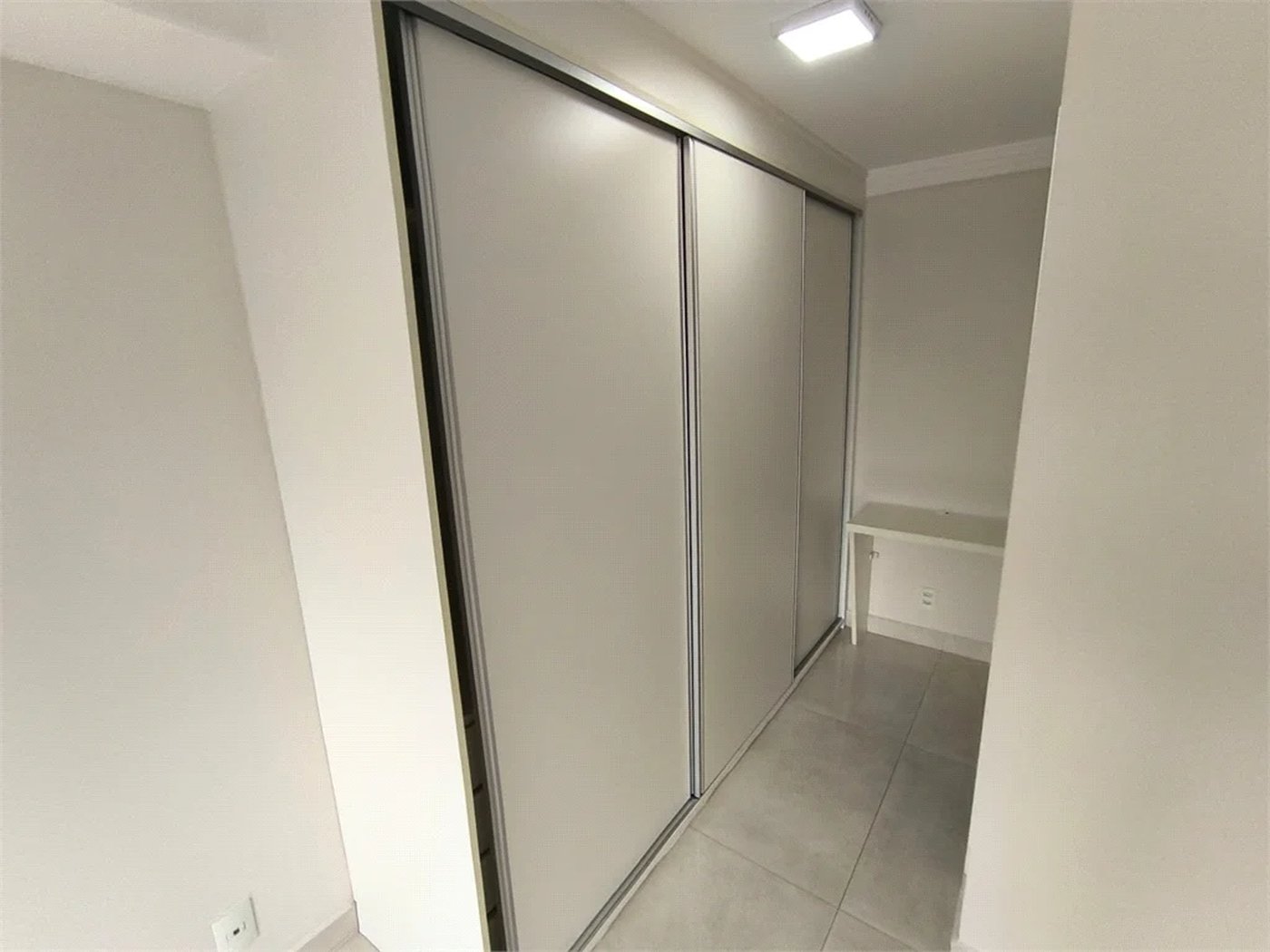 Apartamento à venda com 2 quartos, sendo 1 suíte,  em Jardim Vazani, São Paulo, SP