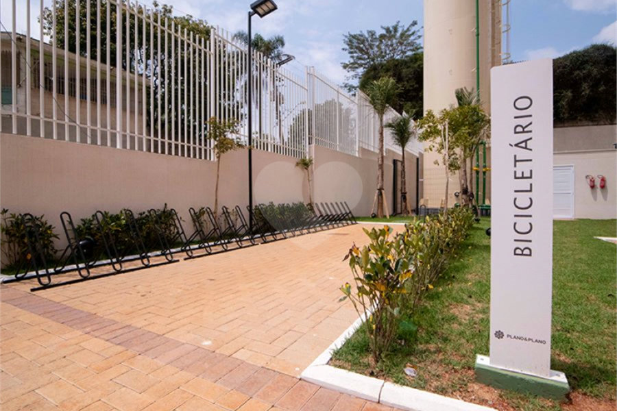 Apartamento à venda com 2 quartos em Cidade Tiradentes, São Paulo, SP
