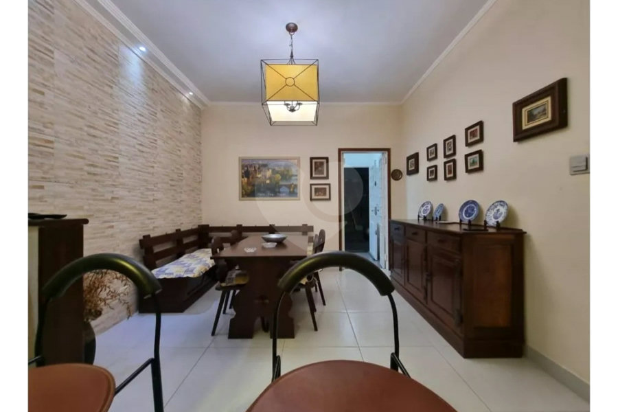 Casa Térrea à venda com 3 quartos, sendo 2 suítes, em Horto Florestal, São Paulo, SP
