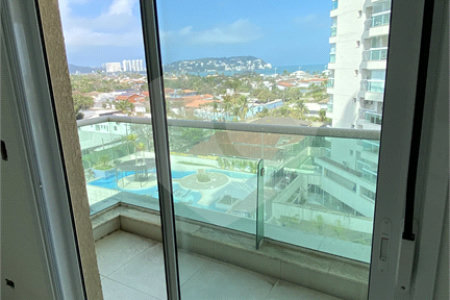 Apartamento alto padrão Guarujá