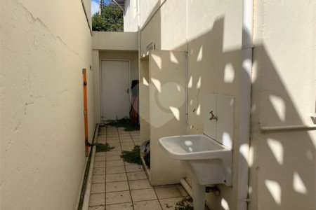 Sobrado à venda com 3 quartos em Cidade Monções, São Paulo, SP