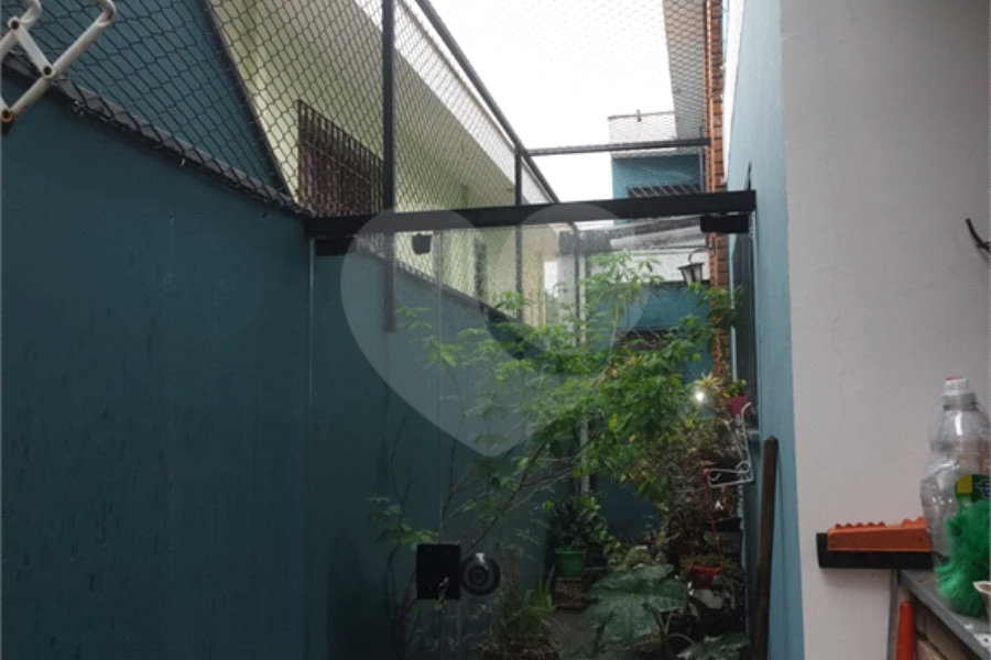 Sobrado à venda com 4 quartos, sendo 1 suíte, em Horto, São Paulo, SP