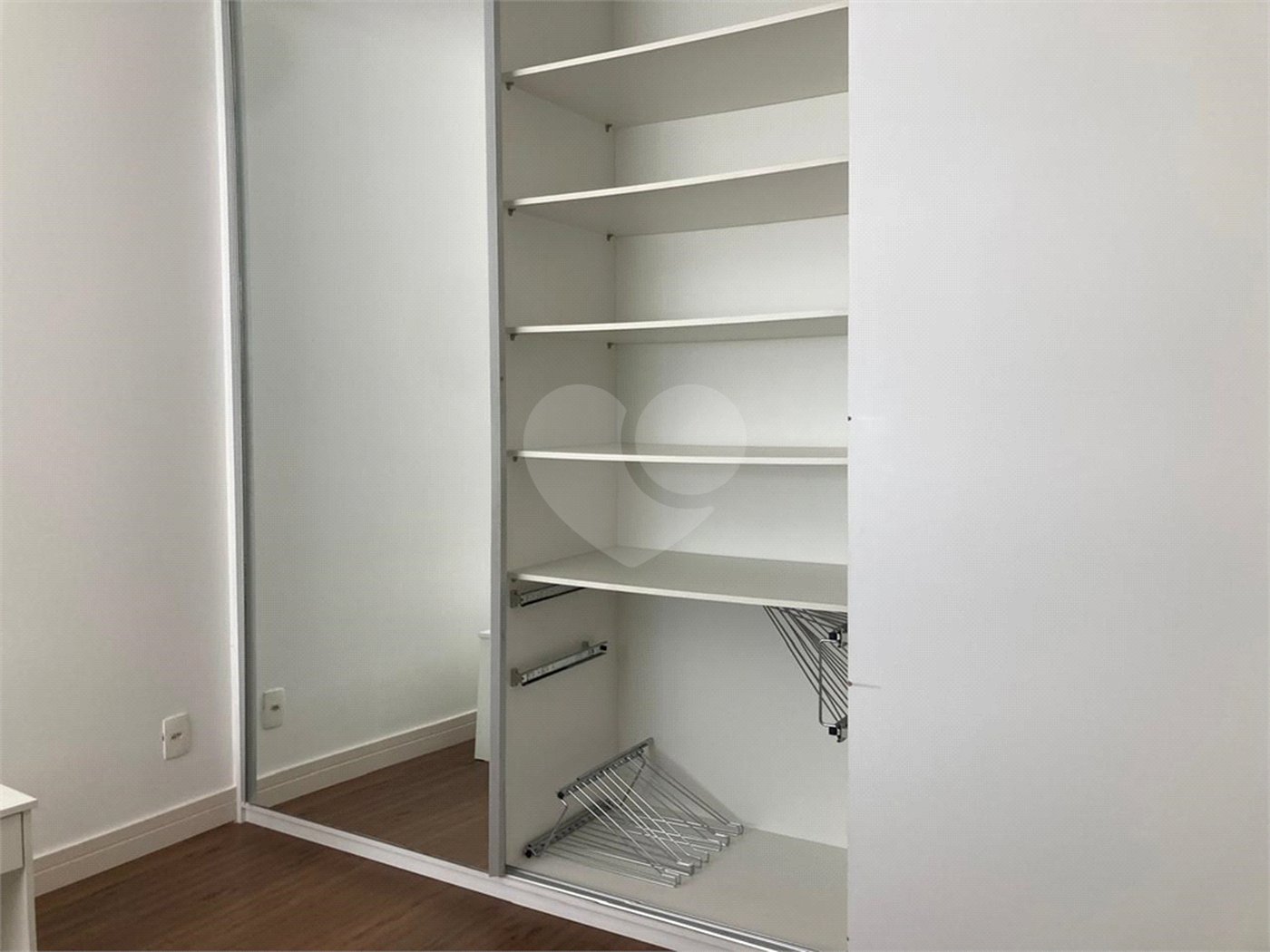 Apartamento à venda com 2 quartos em Bela Vista, São Paulo, SP