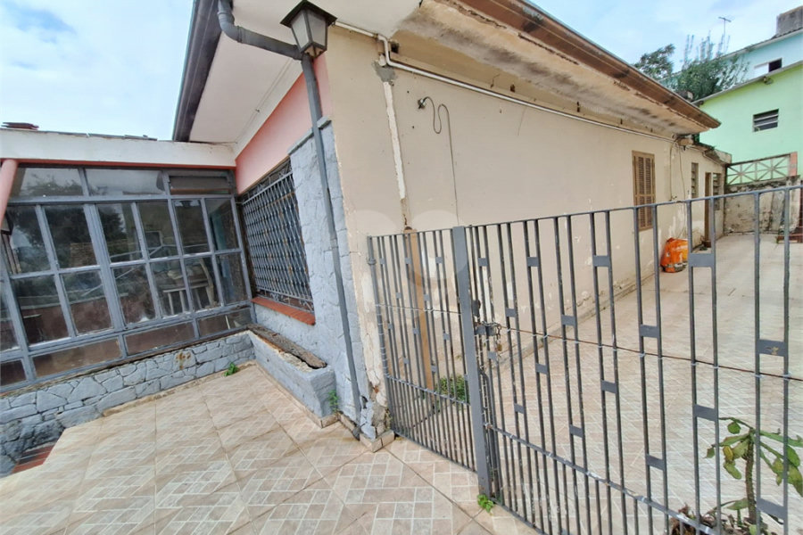 Casa Térrea à venda com 5 quartos, sendo 3 suítes,  em Vila Mazzei, São Paulo, SP