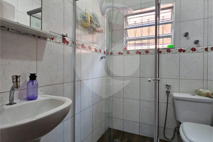 Sobrado à venda com 3 quartos em Vila Sabrina, São Paulo, SP