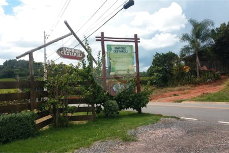 Terreno à venda com 1 suíte no condomínio Picollo Villaggio, Louveira - SP