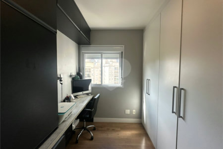 Apartamento à venda com 2 suítes em Vila Andrade, São Paulo, SP