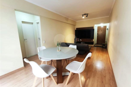 Apartamento à venda com 2 quartos em Cambuci, São Paulo, SP