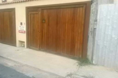 Sobrado à venda com 3 quartos, sendo 1 suíte,  em Jardim Monte Kemel, São Paulo, SP