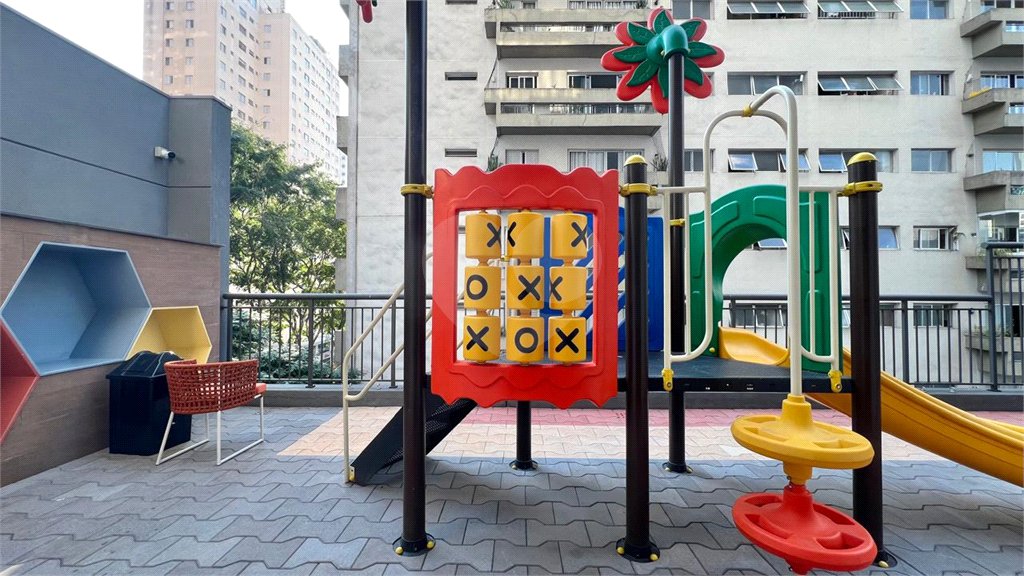 Apartamento à venda com 2 quartos em Moema, São Paulo, SP