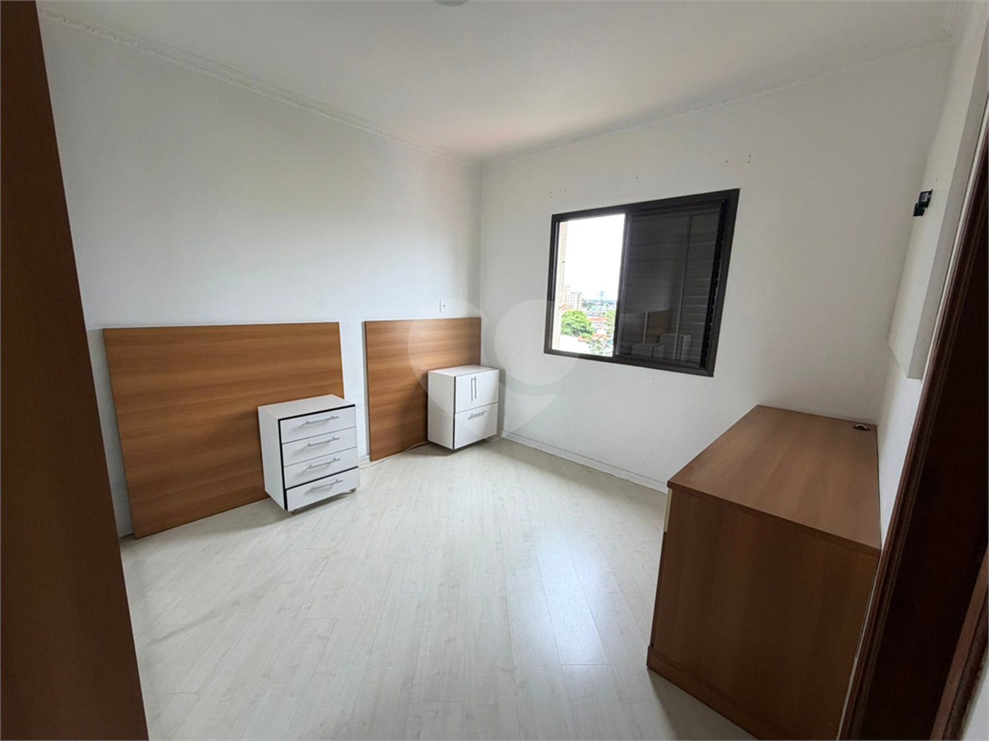 Apartamento à venda com 3 quartos, sendo 1 suíte, no Centro, Suzano, SP