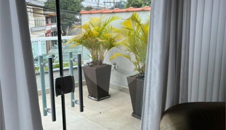 Sobrado à venda com 3 quartos, sendo 1 suíte,  em Jardim Fernandes, São Paulo, SP