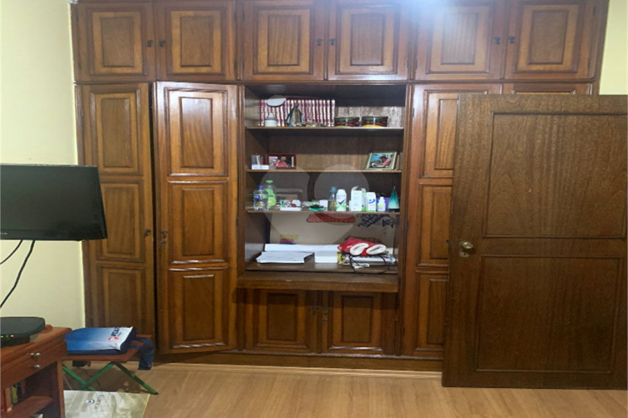 Sobrado à venda com 4 quartos em Santana, São Paulo, SP