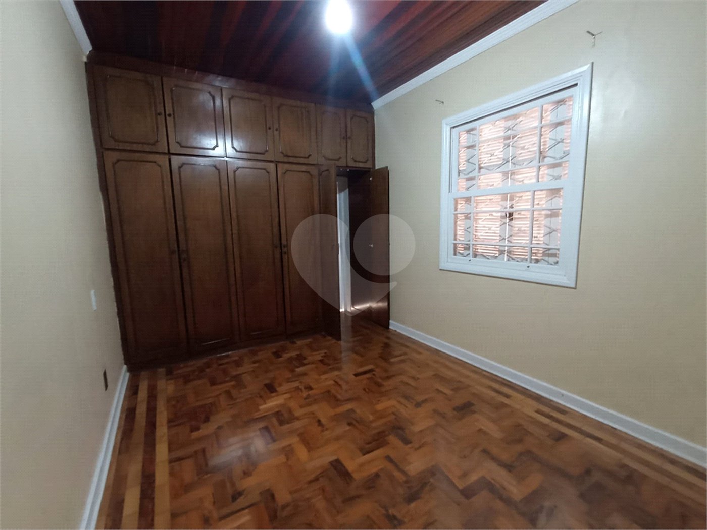 Casa à venda com 3 quartos, sendo 2 suítes,  no Centro, Itapetininga, SP