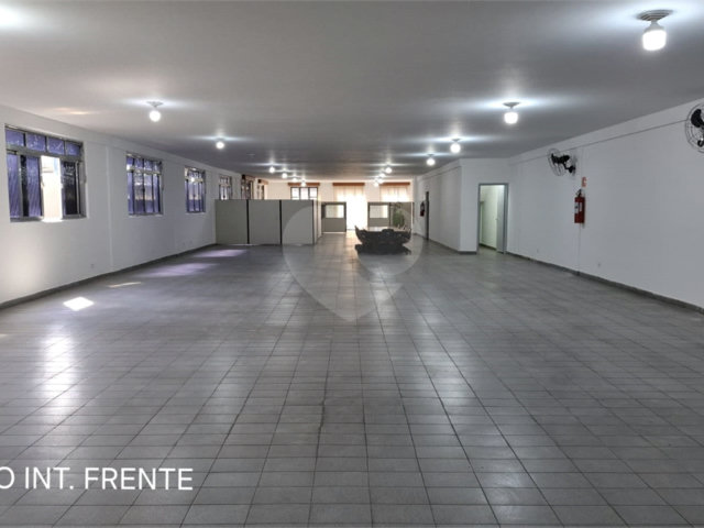 Salão Comercial para alugar com 3 suítes,  em Brás, São Paulo, SP